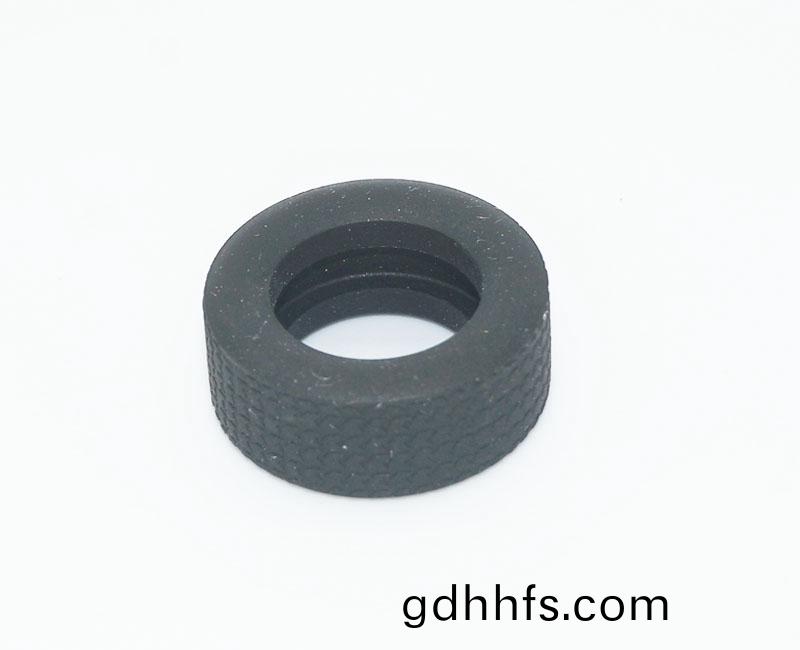 天然橡膠輪胎-X4318