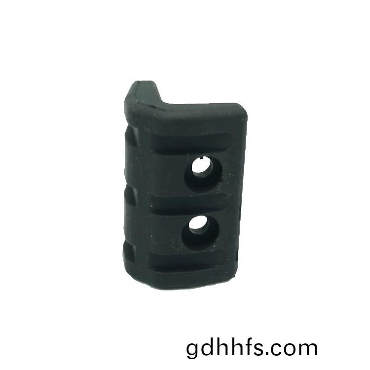 橡膠糢具定做-橡膠製品-丁(ding)腈橡膠-橡(xiang)膠腳墊減震(zhen)